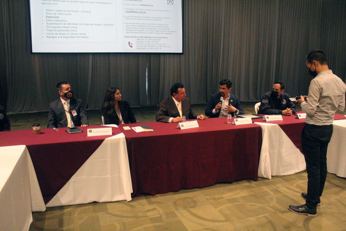 Capacitan a constructores para evitar extorsiones telefónicas