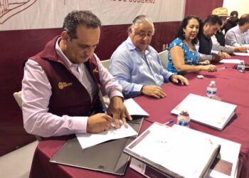 Cespt y Ayuntamiento de Rosarito Firman transferencia de bienes