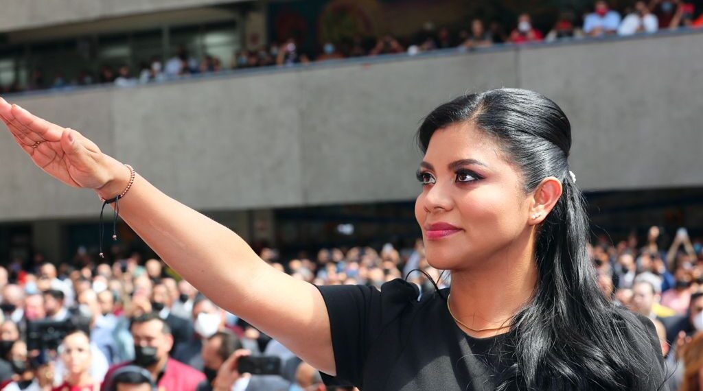 Toma protesta Montserrat Caballero como alcaldesa de Tijuana