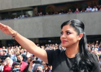 Toma protesta Montserrat Caballero como alcaldesa de Tijuana