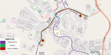 Cierran bulevar El Rosario para agilizar reconstrucción de concreto hidráulico