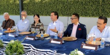 Acuerdan Canadevi e IMPLAN trabajar por crecimiento ordenado de Tijuana