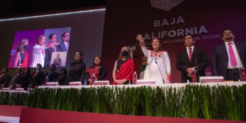 Rinde protesta Marina del Pilar como gobernadora de BC