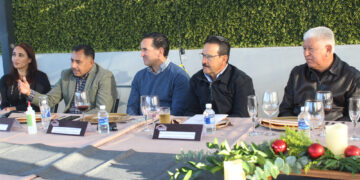 Trabajarán Canadevi y CESPT para atender temas de vivienda vertical