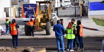 Dan solución a vialidad en mal estado en Barcelona Residencial