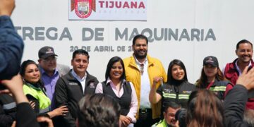 Entregan maquinaria a delegaciones de Tijuana