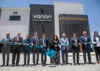 Inaugura Varian planta de alta tecnología en Tijuana para dispositivos médicos