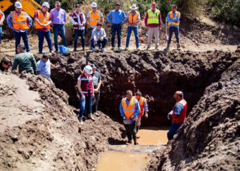 Supervisan avance en reparaciones para abasto de agua a Ensenada