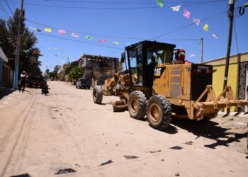 Inician pavimentación en La Presa Este con recursos del Ramo XXXIII