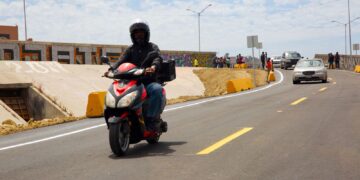 Ponen en marcha paso de terraplén en zona de Puente Los Olivos