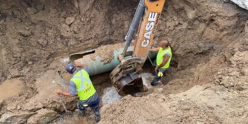 Atiende Cespt fuga en línea de conducción en Villas del Prado