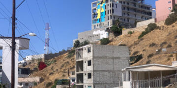 Buscan evitar edificaciones en zonas propensas a deslaves de Baja California