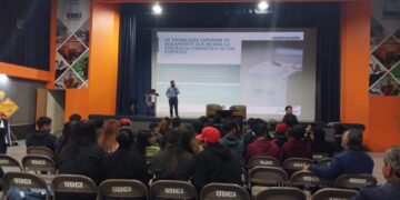 Comparten innovaciones en temas de construcción y diseño de ciudades