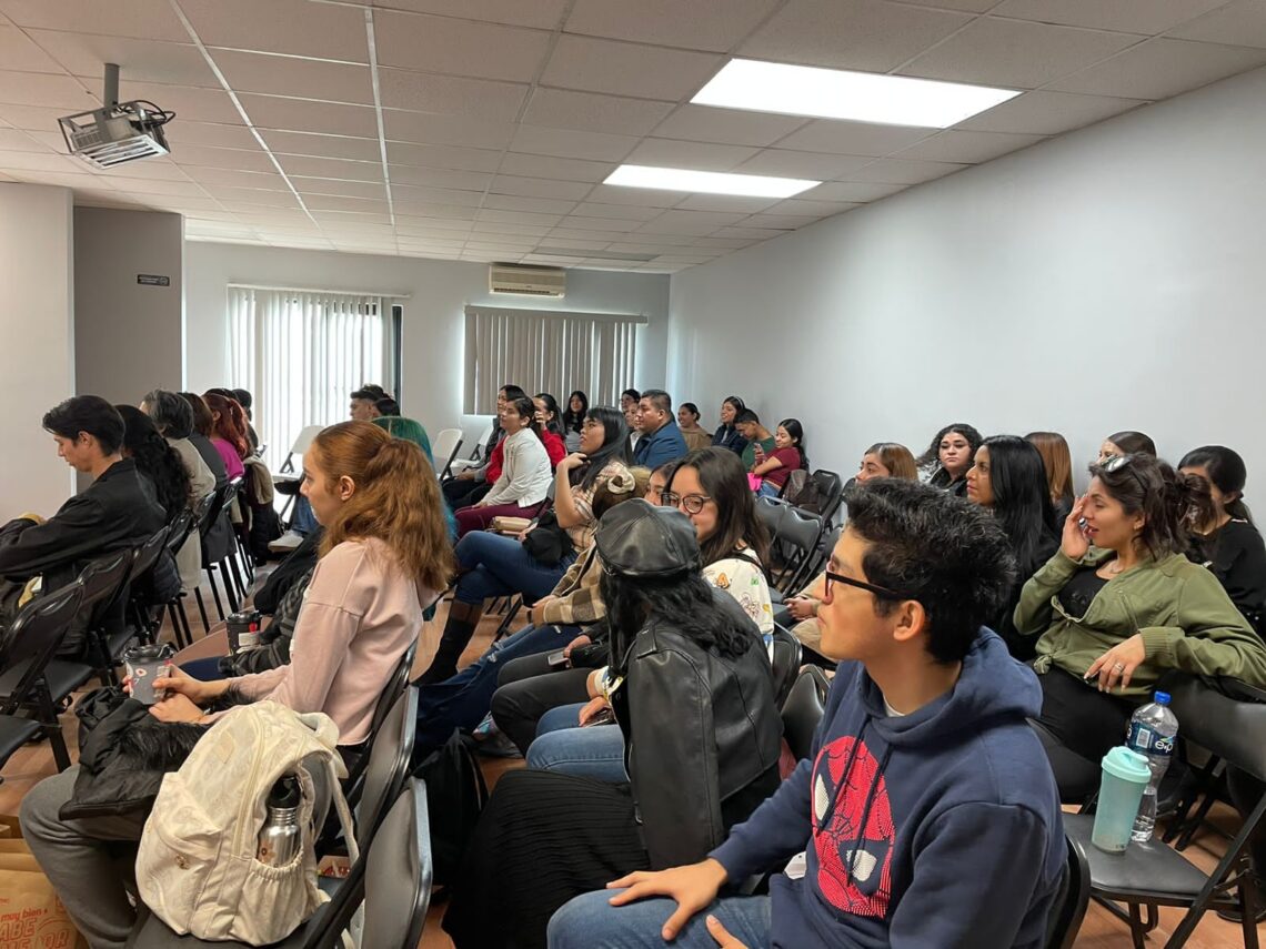 Preparan a estudiantes para enfrentarlos al campo laboral de la Administración