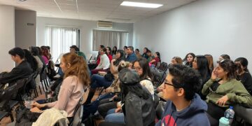 Preparan a estudiantes para enfrentarlos al campo laboral de la Administración