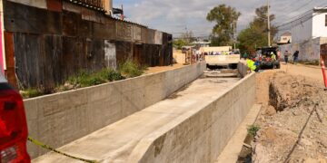 Inauguran pluvial en delegación La Presa