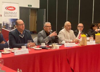 Exhortan a empresas a adoptar el reúso de agua