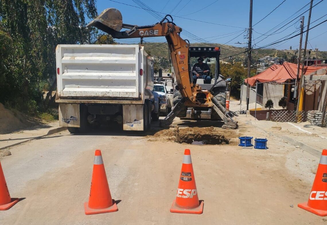 Realiza Cespt trabajos de mantenimiento correctivo en colonias de Tijuana