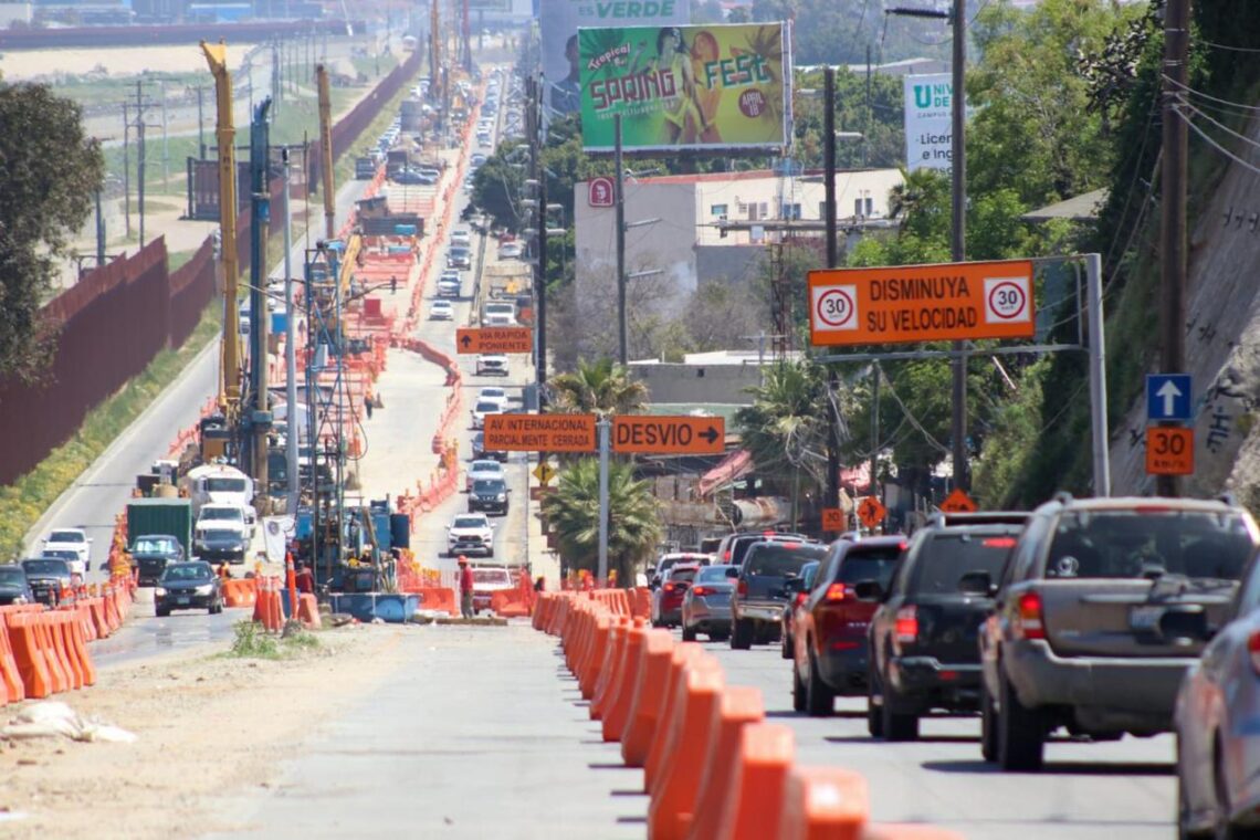 Anuncian cierres nocturnos en Av. Internacional por obra del Viaducto