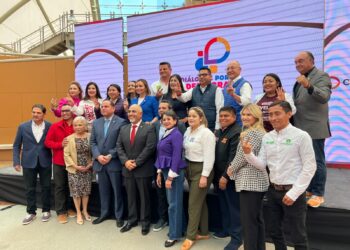 Exponen a candidatos a diputados locales los retos en materia de infraestructura 