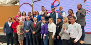 Exponen a candidatos a diputados locales los retos en materia de infraestructura 