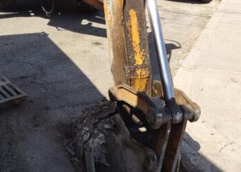 Realizan desazolve en Lomas Altas, Mexicali