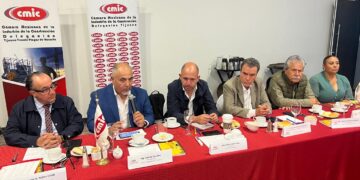 Ofrece desarrollo vertical oportunidades de negocio para la industria de la construcción