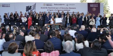 Firman Acuerdo Nacional por el Derecho al Agua y Sustentabilidad