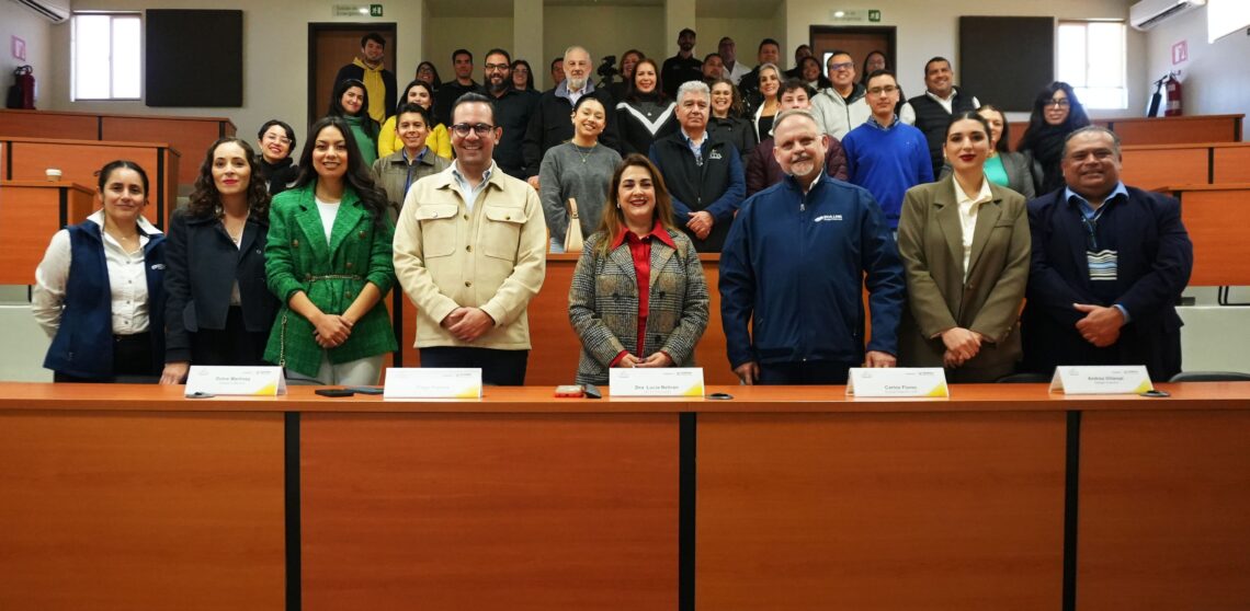 Paneles solares iluminan CETYS  Ensenada gracias al apoyo de Fundación Sempra Infraestructura