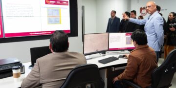 Supervisa alcalde de Tijuana el Centro de Gestión de Semáforos