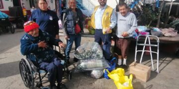 Dona Club de Leones de Tijuana despensas y cobijas a asilo “El Refugio”