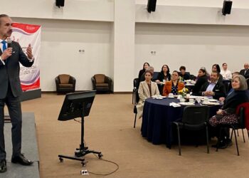 Exhorta a las empresas de Baja California a implementar Normas de Información de Sostenibilidad