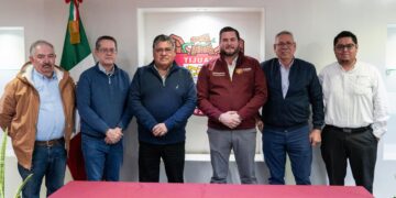 Abordan temas prioritarios del agua Burgueño y titular de Conagua