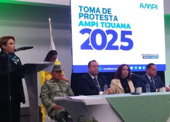 Toma Protesta Lersa Mercadillo Gómezcomo Presidenta de AMPI Tijuana