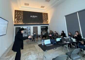 Actualizan a asesores inmobiliarios sobre el fideicomiso para extranjeros