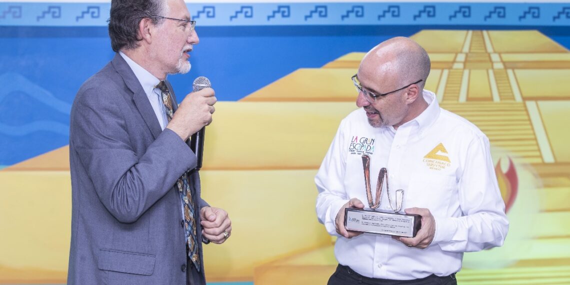 Nombra World Compliance Association Socio Honorífico al Dr. Octavio de la Torre de Stéffano