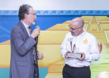 Nombra World Compliance Association Socio Honorífico al Dr. Octavio de la Torre de Stéffano