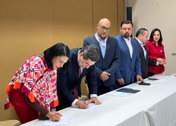 Firman CMIC y Sectur acuerdo para fortalecer turismo con infraestructura