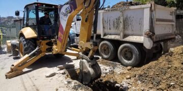 Rehabilita CESPT diariamente red sanitaria en zona de alta afluencia en Tijuana