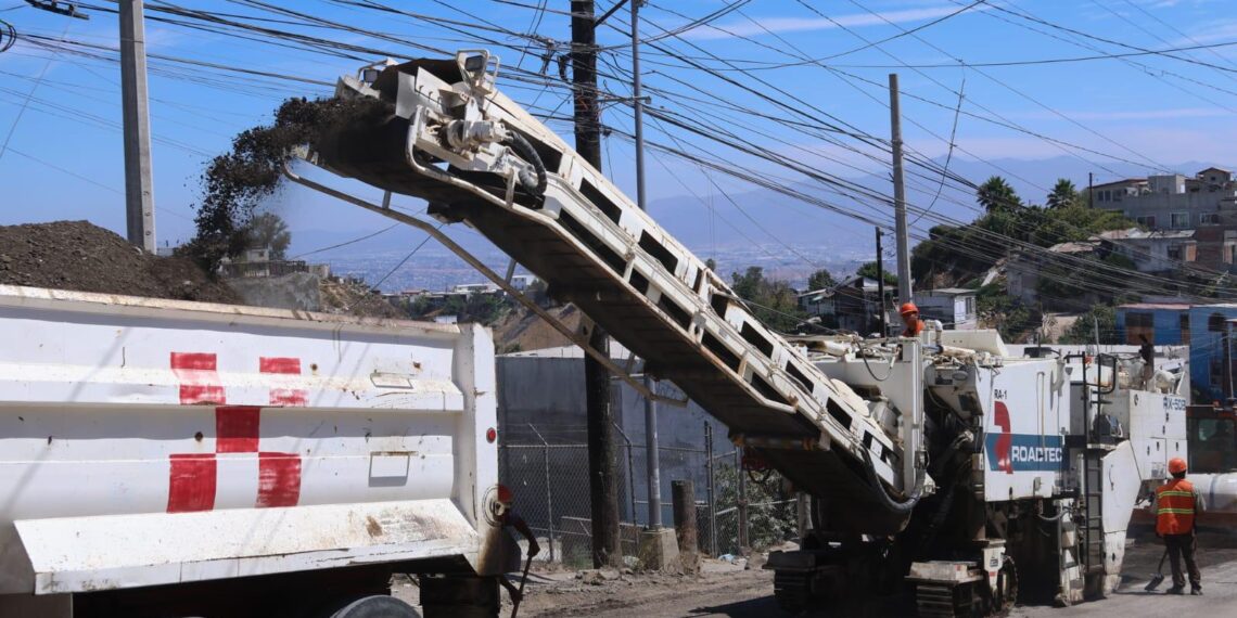 Inicia obra de bacheo y reencarpetado en la Delegación Sánchez Taboada: Ayuntamiento de Tijuana