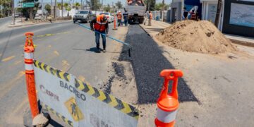 CESPTE rehabilita red de alcantarillado y realiza bacheo sobre Blvr  Defensores y Av. Juárez