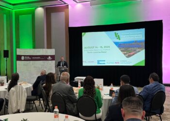 Analizan movilidad cero emisiones, transición y eficiencia energética en Cumbre Regional con presencia de representantes del Gob BC