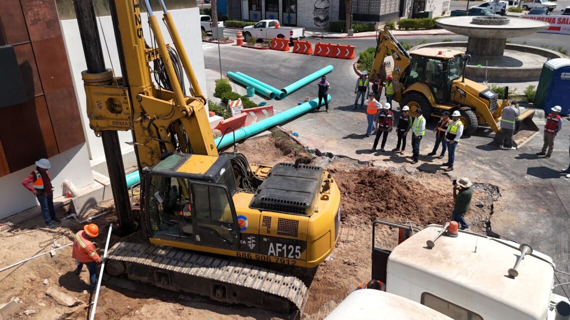 Trabaja Cespm en reparación de colector sanitario de Gran Vía