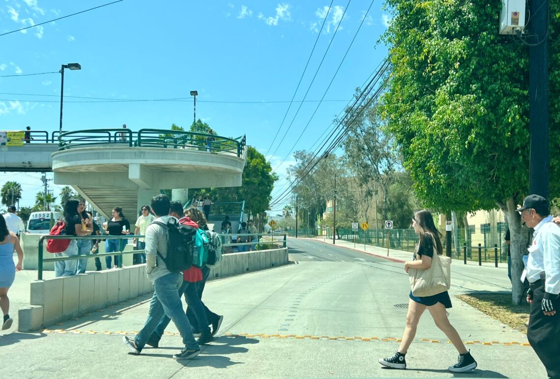 IMOS y ATEU coordinan acciones para garantizar transporte seguro a estudiantes de Tecate que estudian en Tijuana