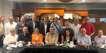 Avanza BC hacia una movilidad más segura y sustentable, expone IMOS ante Grupo Minarete Tijuana
