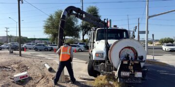 Refuerza CESPM mantenimiento de redes sanitarias y pluviales de Mexicali