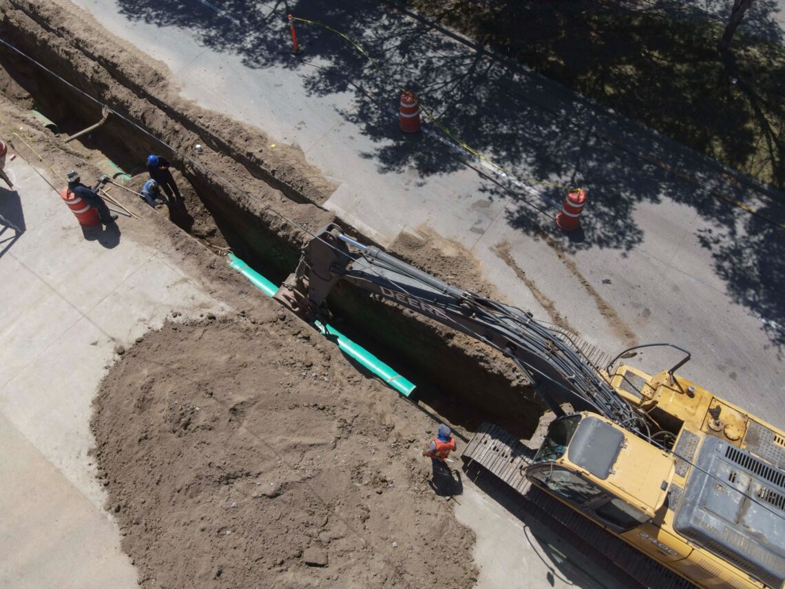 Avanza CESPT al 37% en obra del colector Oriente, tramo Puente Negro-Hospital General