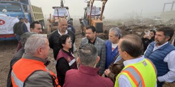 Emprende CMIC jornada de limpieza en Playas de Rosarito