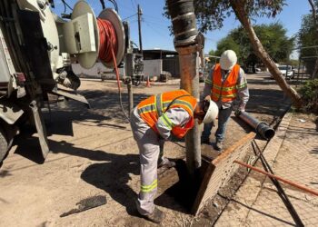 CESPM refuerza jornada de desazolve y mantenimiento pluvial en distintas colonias de Mexicali