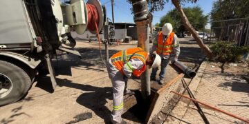 CESPM refuerza jornada de desazolve y mantenimiento pluvial en distintas colonias de Mexicali